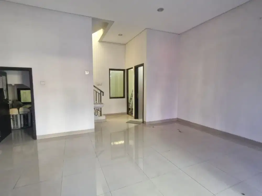 Sewa Ruko Savoy Jakarta Garden City (JGC) 2 Lt – Siap Pakai, Kanopi Belakang & Strategis! 030