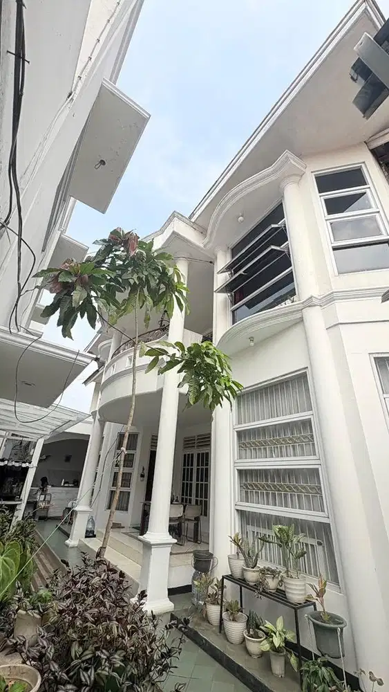 DIJUAL RUMAH KOST EKSKLUSIF+RUKO PINGGIR JLN-TANAH LUAS, POTENSI BESAR