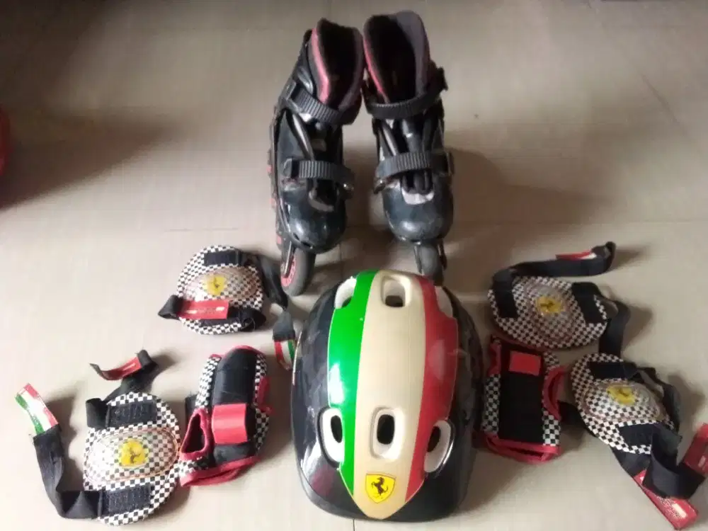 Sepatu roda ferrari