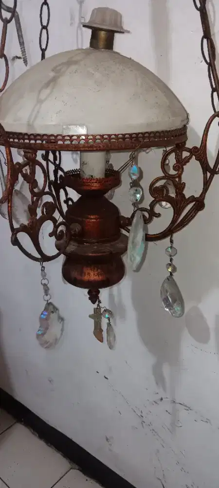 Di jual lampu gantung antik tembaga