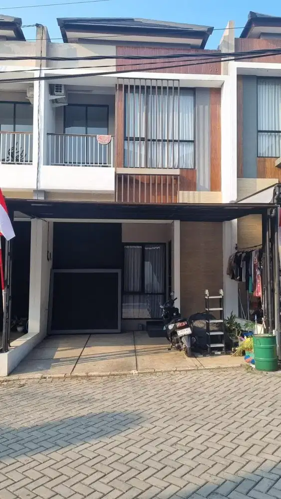 Rumah Townhouse dekat ke Bintaro & BSD
