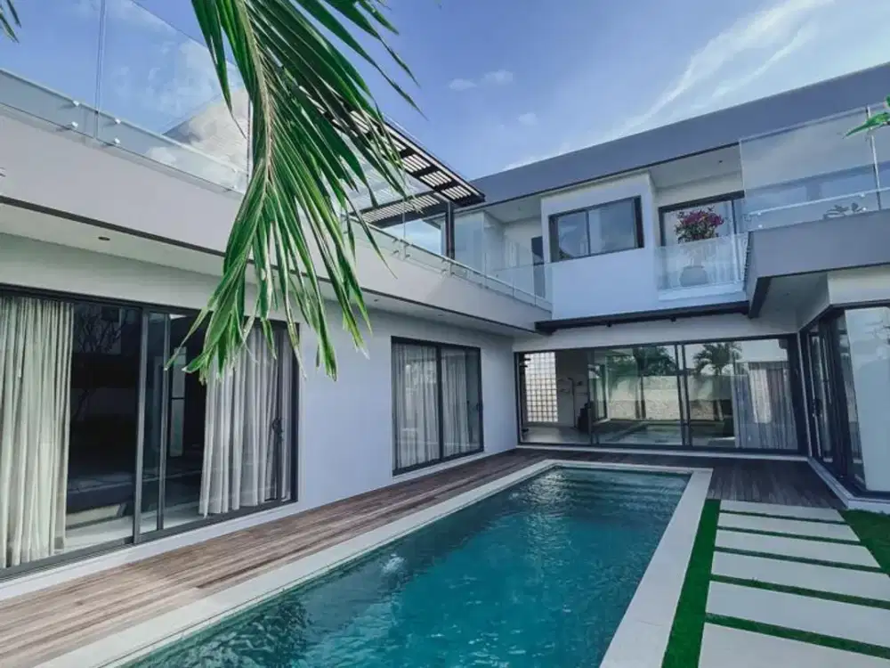 HIGH END QUALITY VILLA IN UNGASAN WITH GWK VIEW