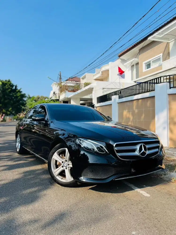 LOW KM MURAH MERCEDES E250 W213 AVANTGARDE FACELIFT ANTIK ORIGINAL