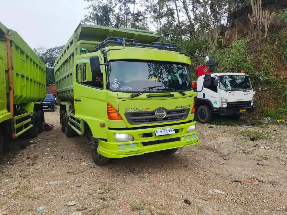Hino RM 260 TI 2014 Dump Truck – OTR 525JT