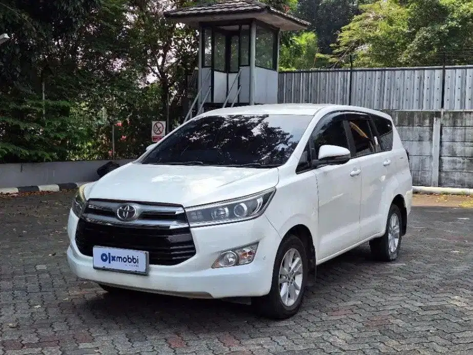 DP RENDAH - Toyota Kijang Innova 2.4 V Solar-AT 2018