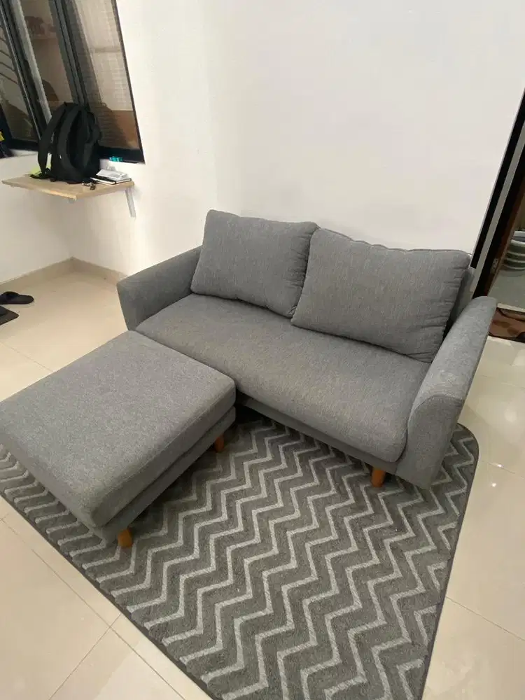 Sofa 2+1 seater plus 2 bantal bonus karpet (second)