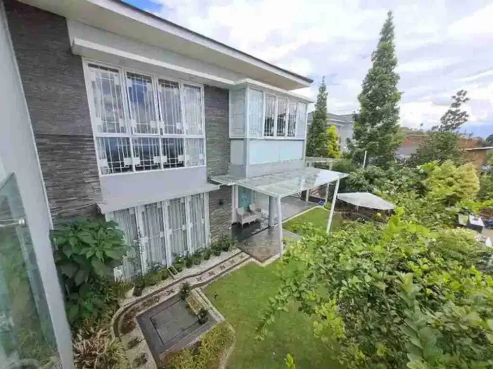 rumah mewah di golf island resort Dago view keren murah bandung