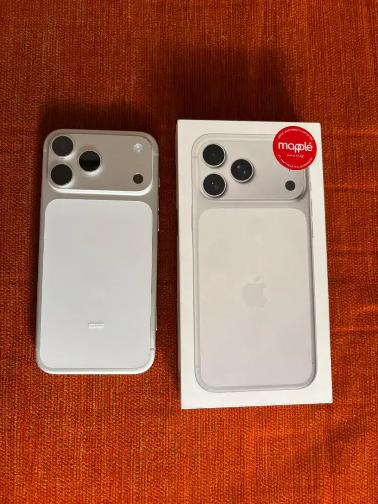 IPHONE 17 PRO MAX Resmi Indo,baru 1 bulan pake,100% kaya baru