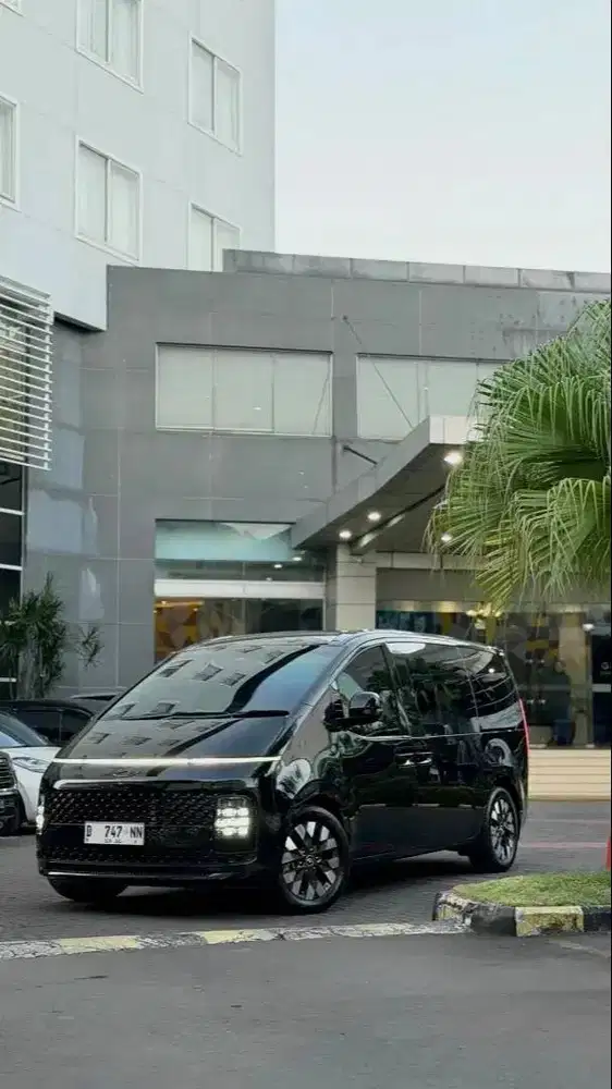 Hyundai Staria 2.2 Signature 7 Solar AT Matic 2022