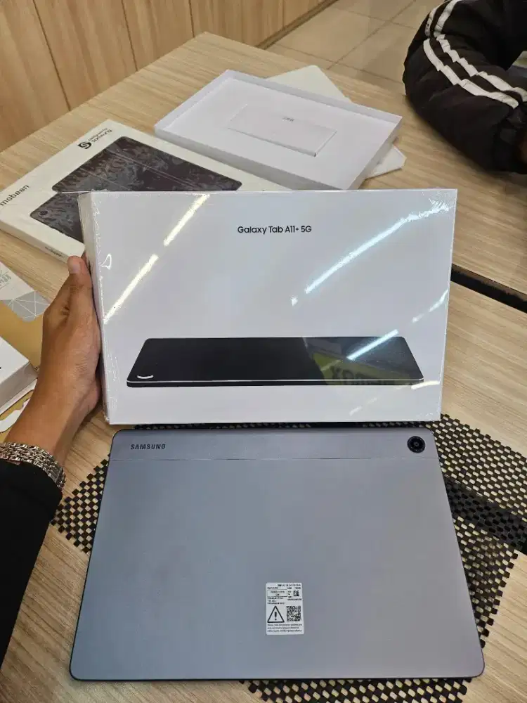SAMSUNG A11+ 5G RAM UP TO 12GB BISA PAKAI KARTU & MEMORY