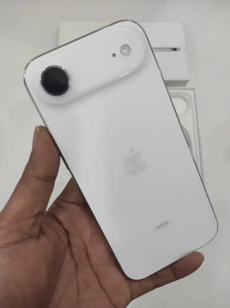 Iphone 17 air 256 
Garansi ibox 
Mulus 99%
Bh 100%
Fulset original