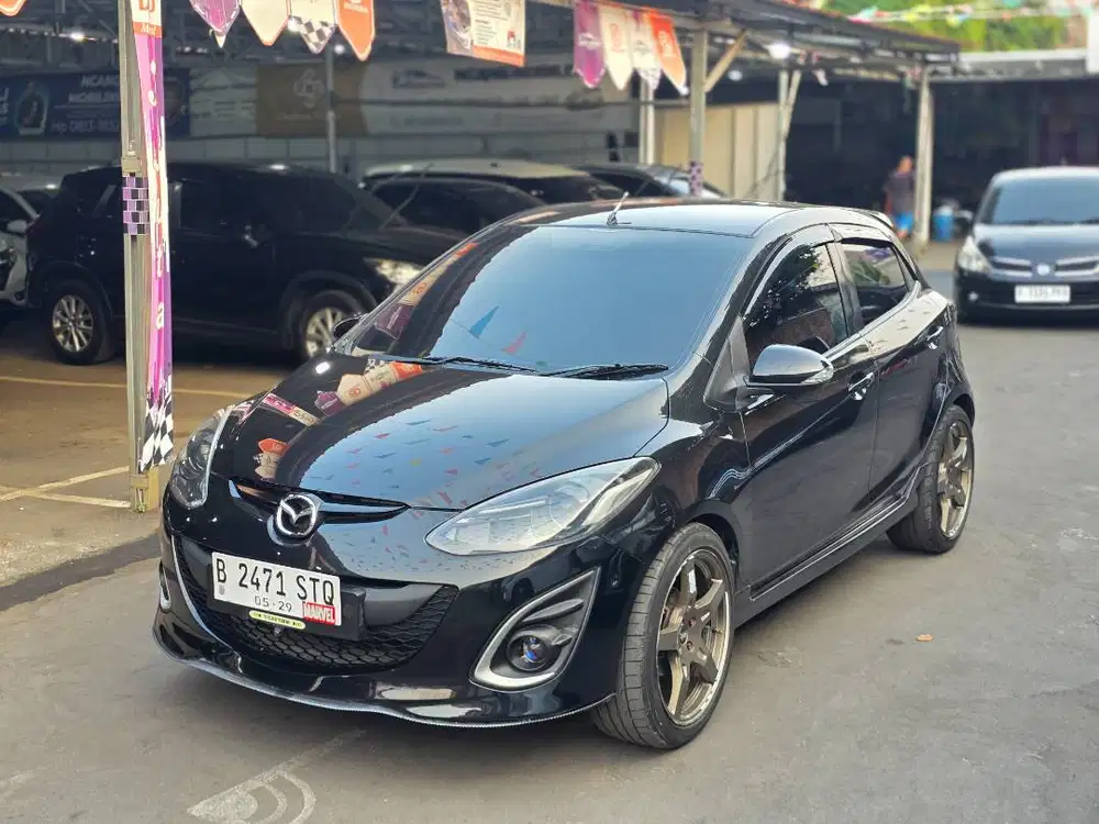 Mazda 2 RZ Matic 2013 Dp 5 Juta Promo
