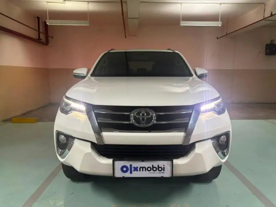 LOW DP Toyota Fortuner 2.7 4x2 SRZ Bensin-AT 2017 NCT