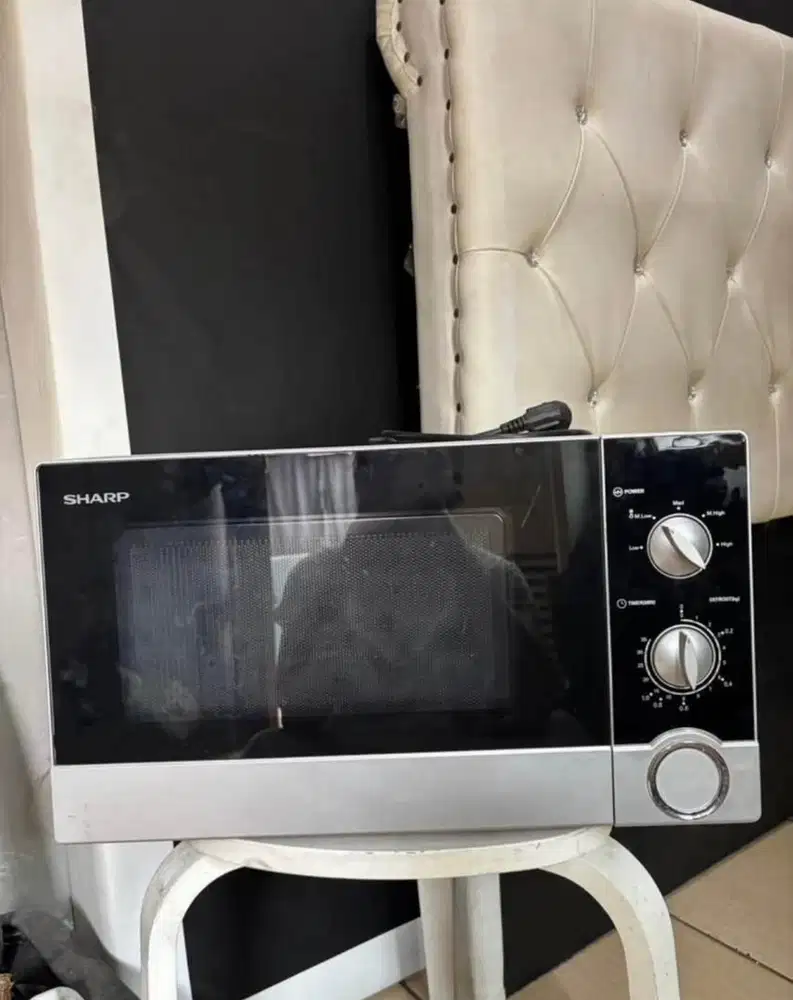 DIJUAL MICROWAVE MERK SHARP