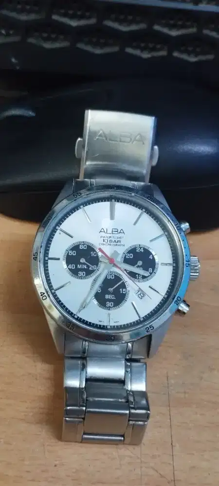Jam Pria Alba  Mulus