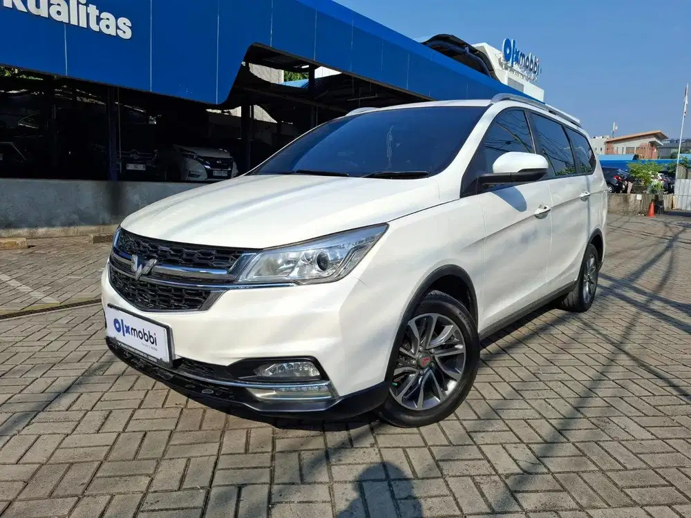 DP 1 JUTA Wuling Cortez 1.5 CT Lux Bensin-AT 2021 Putih CHFIB