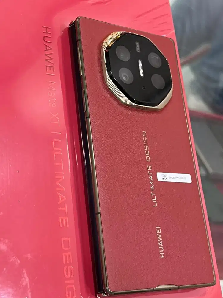 Huawei Mate XT ram 16/1TB