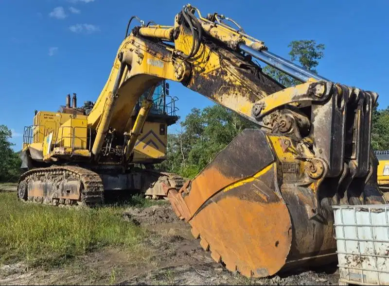 Dijual Excavator Komatsu PC2000-8 Tahun 2011