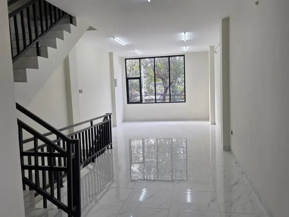 8 Unit Ruko baru 2 Lantai Kembangan, Jakarta Barat