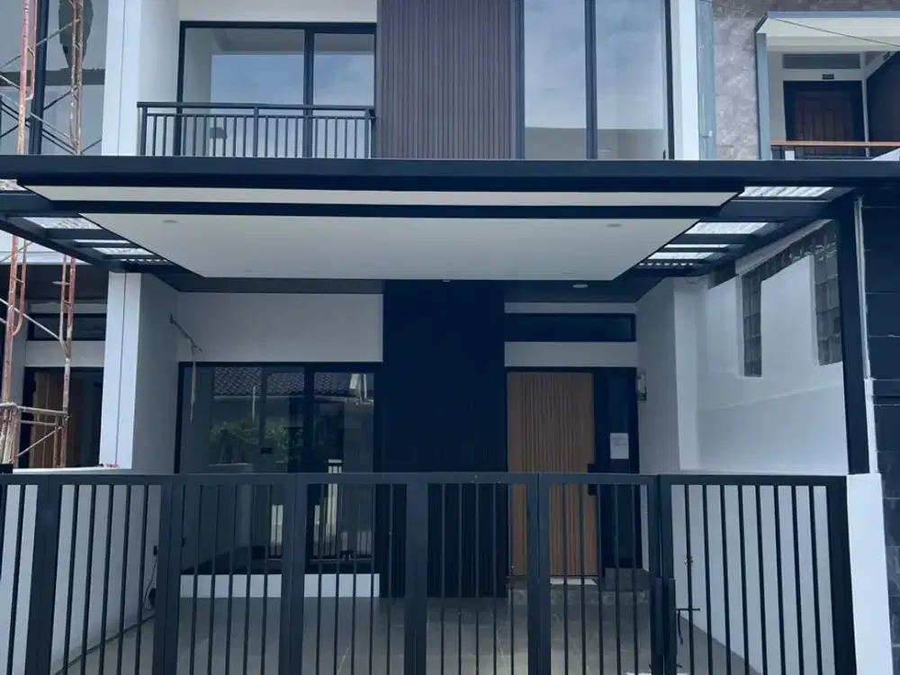 Rmh Baru  Buah Batu Bandung 2 lantai