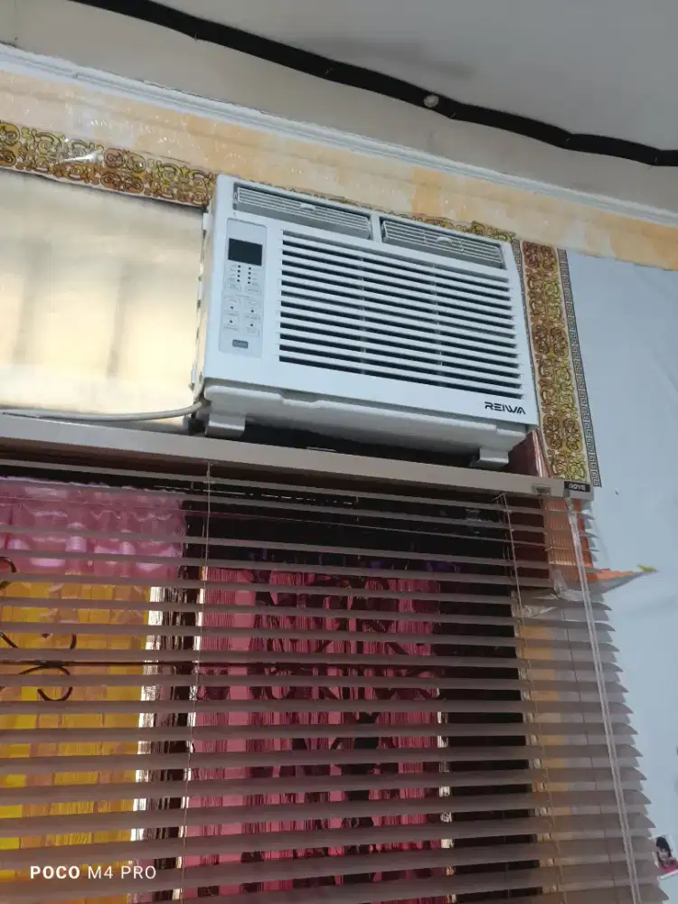 AC reiwa1/2 PK blom ada setahun dingin kondisi msh ok