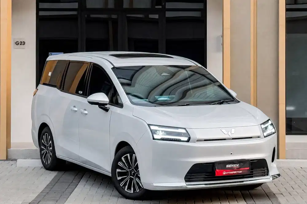Wuling Darion EV EX Listrik Sunroof AT Matic 2025 Putih. FULL RECORD!!