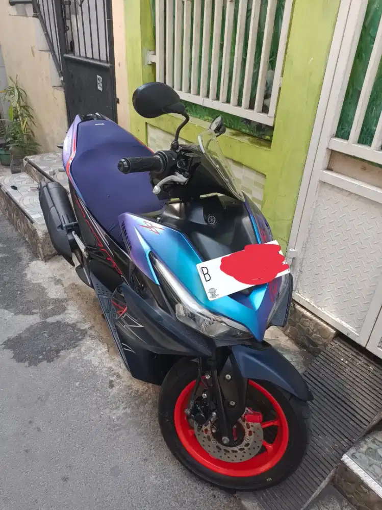 YAMAHA AEROX CYBER CITY 2023