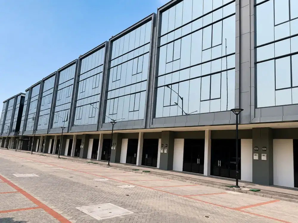 Disewakan Rukan Double Facade 3 Lantai Batavia Sea View @Ebony Island di PIK, Jakarta Utara