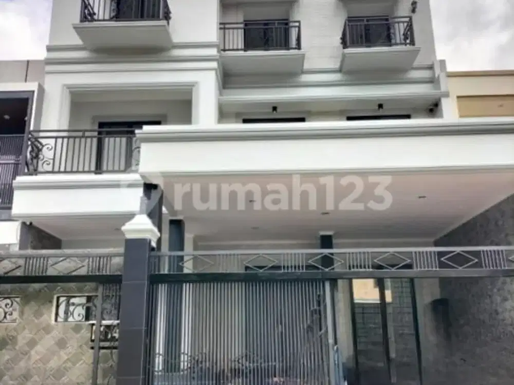 Rumah Baru Siap Huni di Puri Indah, Jakarta Barat