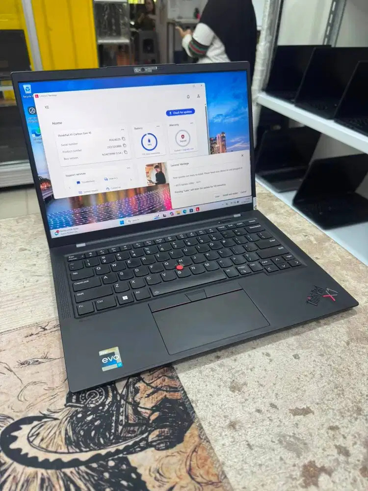 LENOVO X1 CARBON 10TH CORE I7 GEN 12 16/256 GB