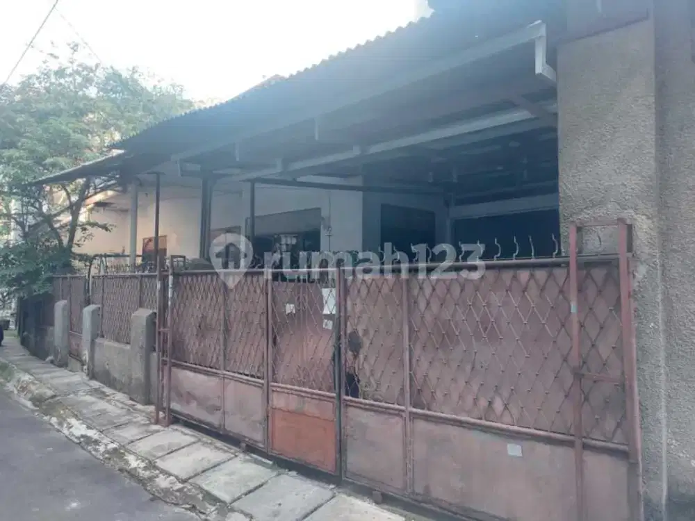 Rumah Di Kebon Kacang Disamping Plaza Indonesia