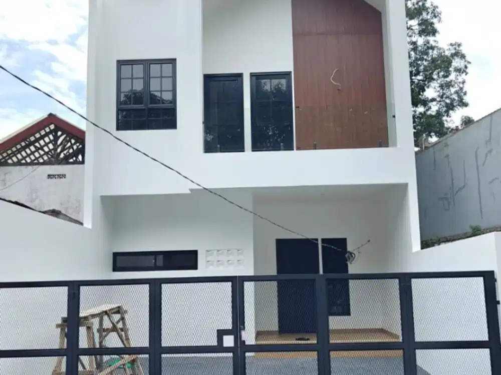 Brand New 2 Lantai Rumah Modern Siap Huni Dalam Komplek di Cinere