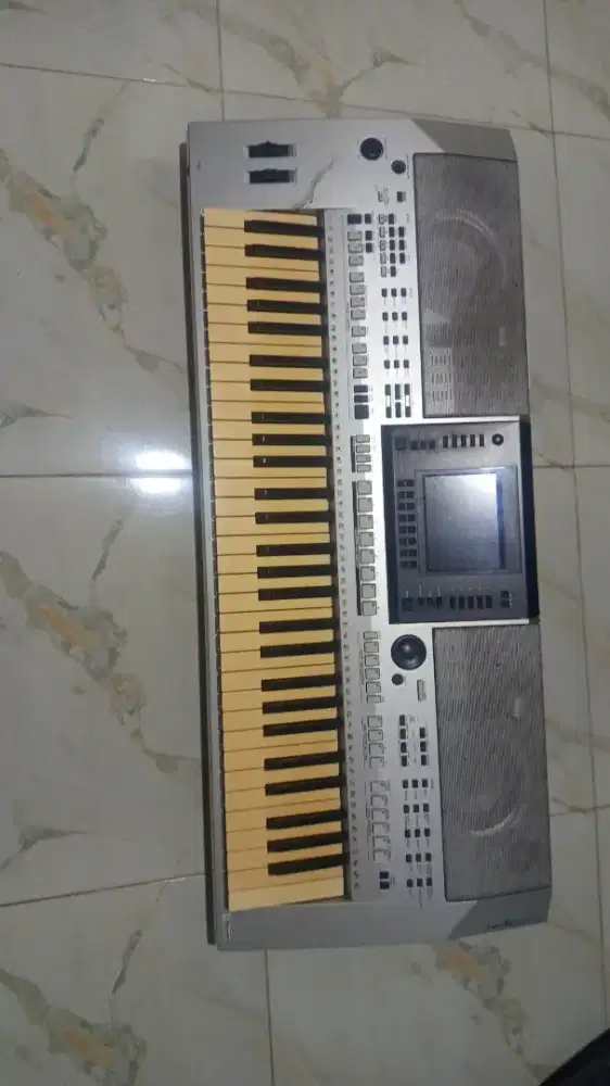 Yamaha psr s900