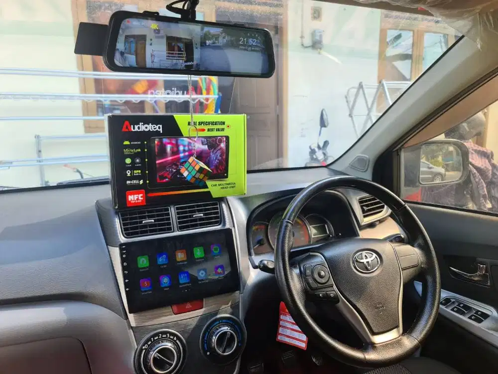 head unit android mobil 9 inchi