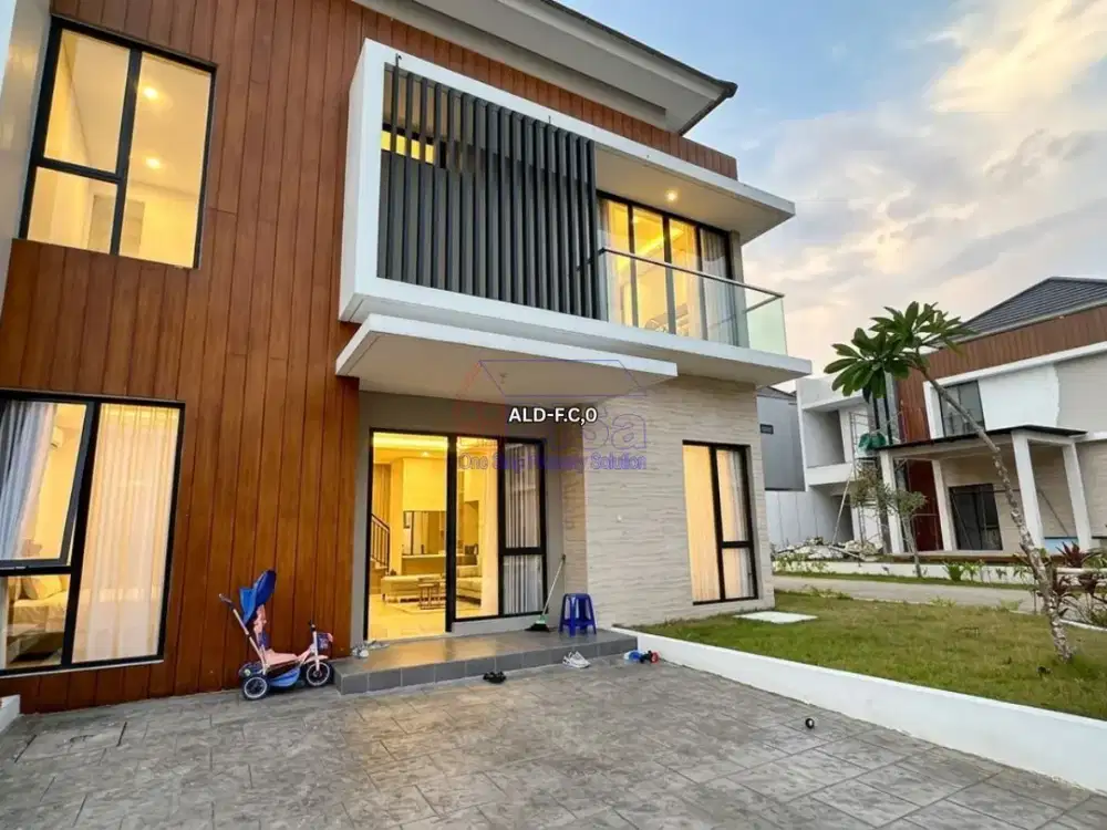 Rumah Hook 2 LT di Luxe Hills Citraland Megah