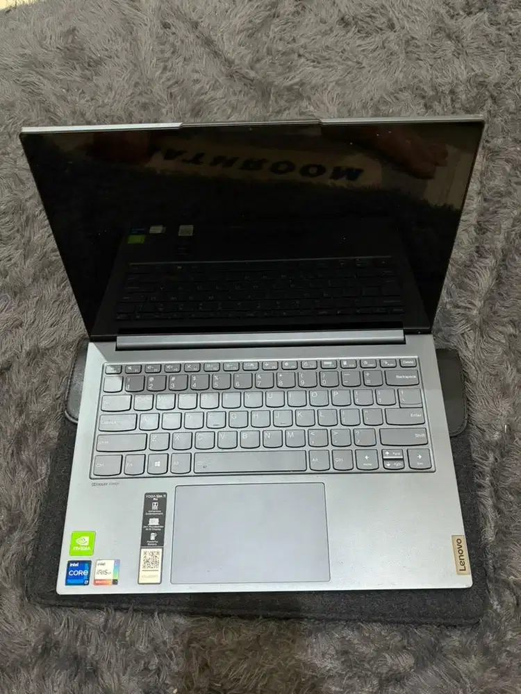 Laptop Lenovo Yoga Slim 7i Pro