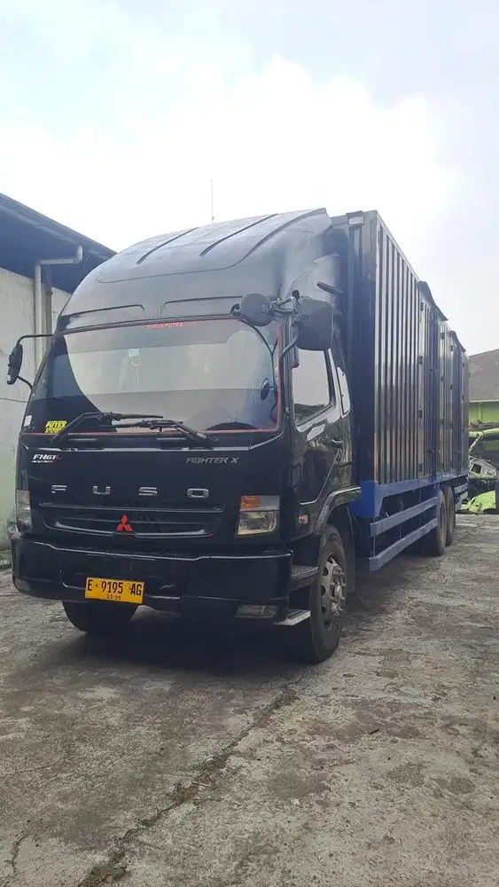 regis 2024 bok 8 pintu Mitsubishi Fuso tronton 6x2 HD box besi 2023