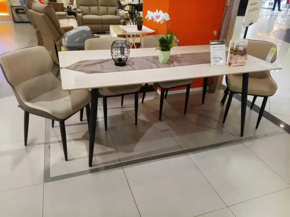 Dining Table Set