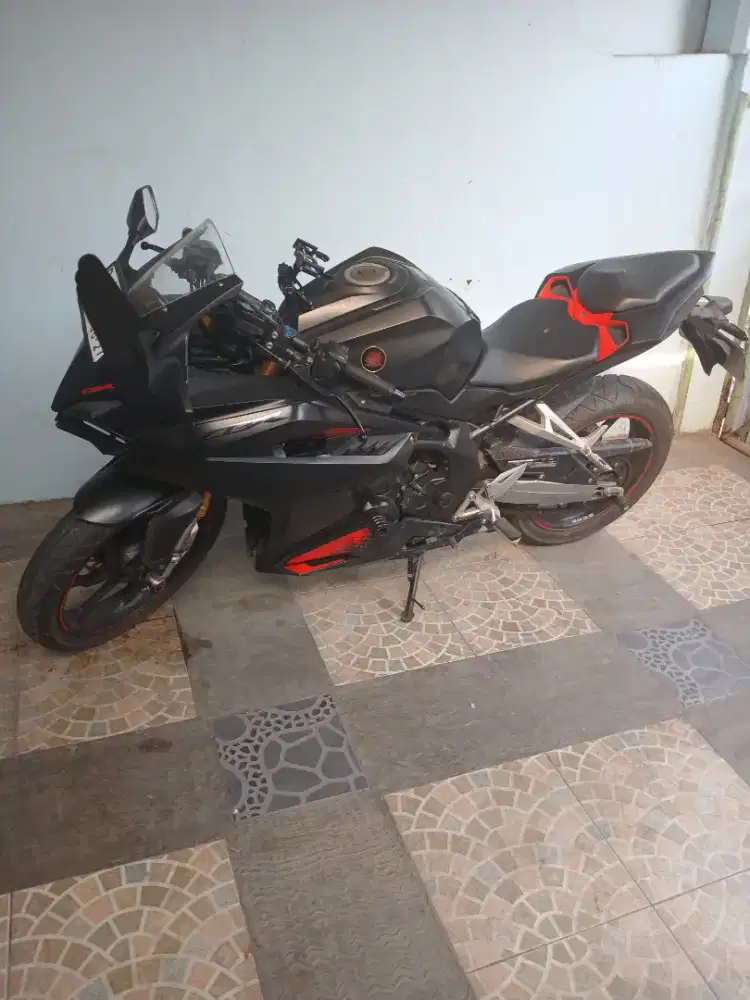 Cbr250rr 2017 km rendah