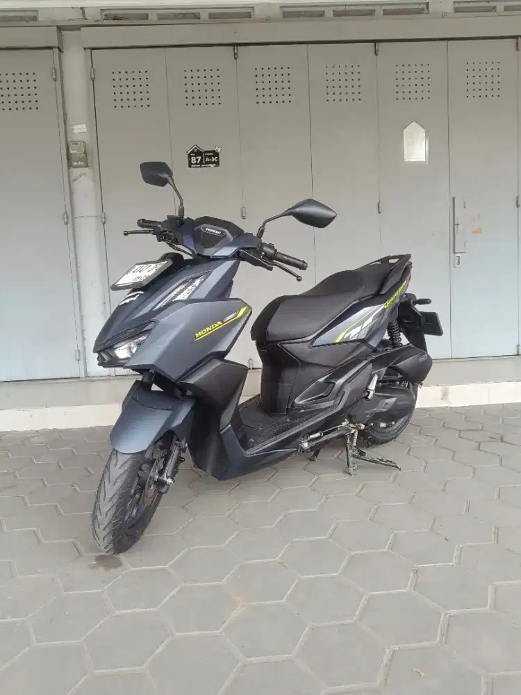 Honda Vario 160 CBS 2024 mulus