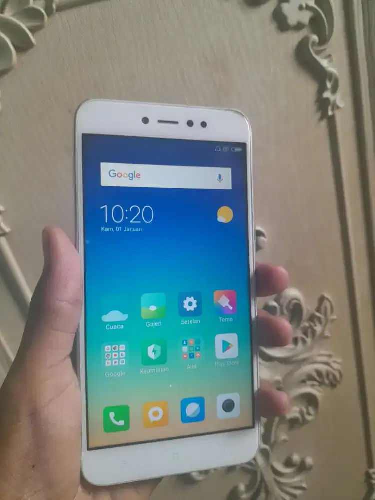 Xiomi redmi note 5 Prem 4g ram 3/32
