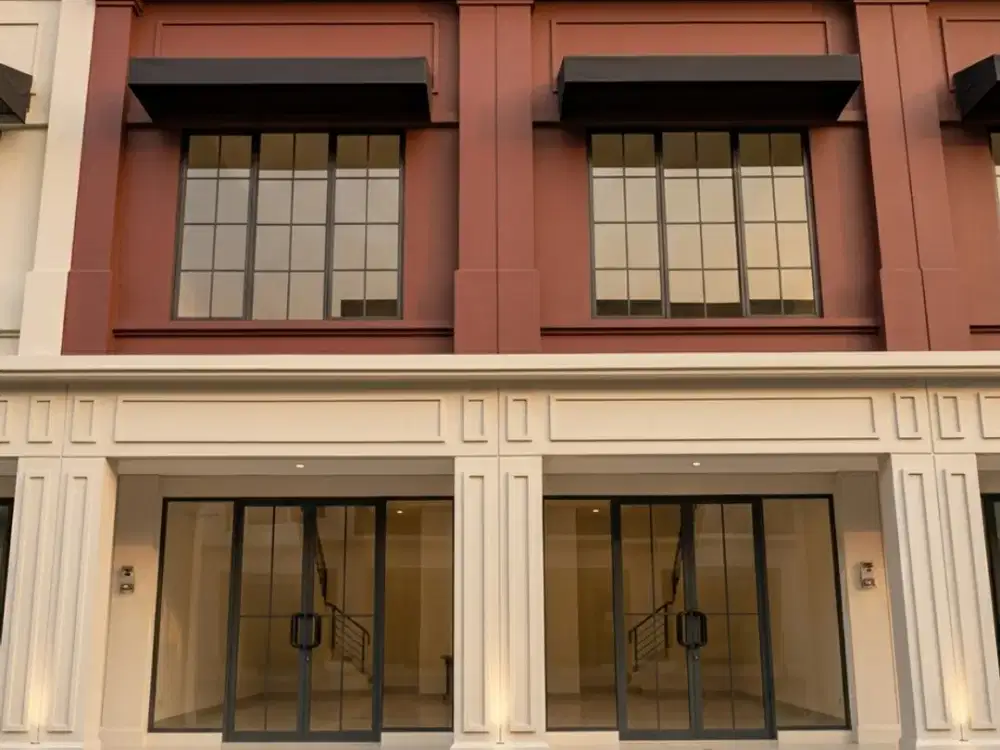 RUKO 2 LANTAI  MEDISON GRANDE GADING SERPONG LOKASI STRATEGIS COCOK UNTUK USAHA CAFE RESTO STUDIO KANTOR PARKIR LUAS AREA KOMERSIL
