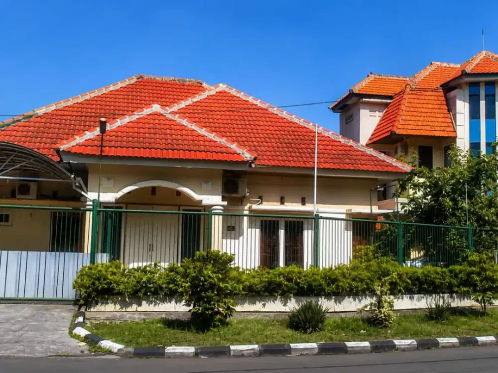 Dijual RUMAH Sutorejo zona komersil dekat pusat bisnis