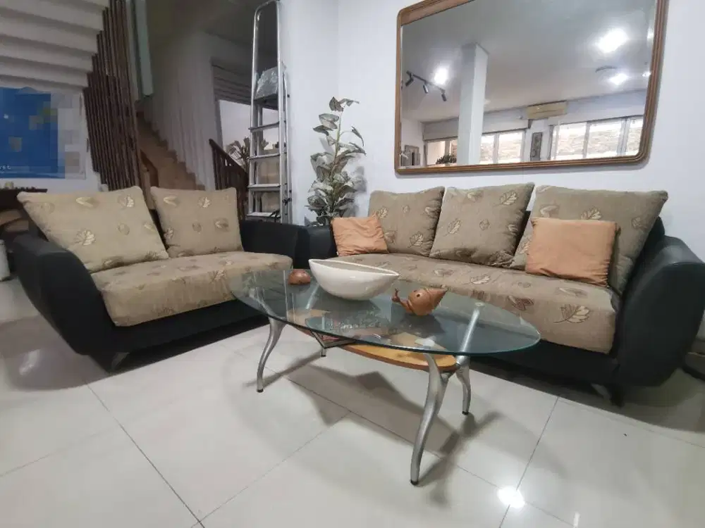 Sofa set + Coffee table ex CELLINI