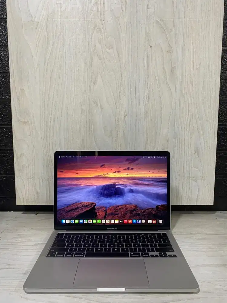 Macbook Pro M1 2020 13inc RAM 16gb SSD 256gb