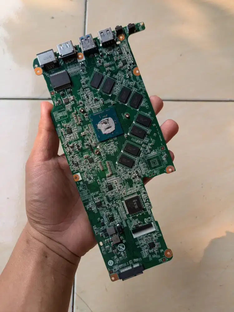 Mobo laptop lenovo yoga 300