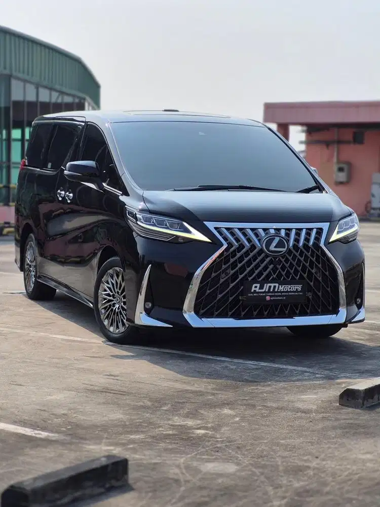 VIP 2+2 Seating | Mark Levinson Audio | Only 34,xxx KM