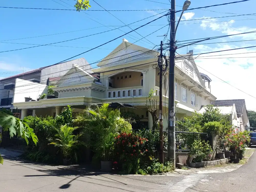 DIJUAL RUMAH GRIYA LOKA SEK 1.2 BSD, Tangerang Selatan