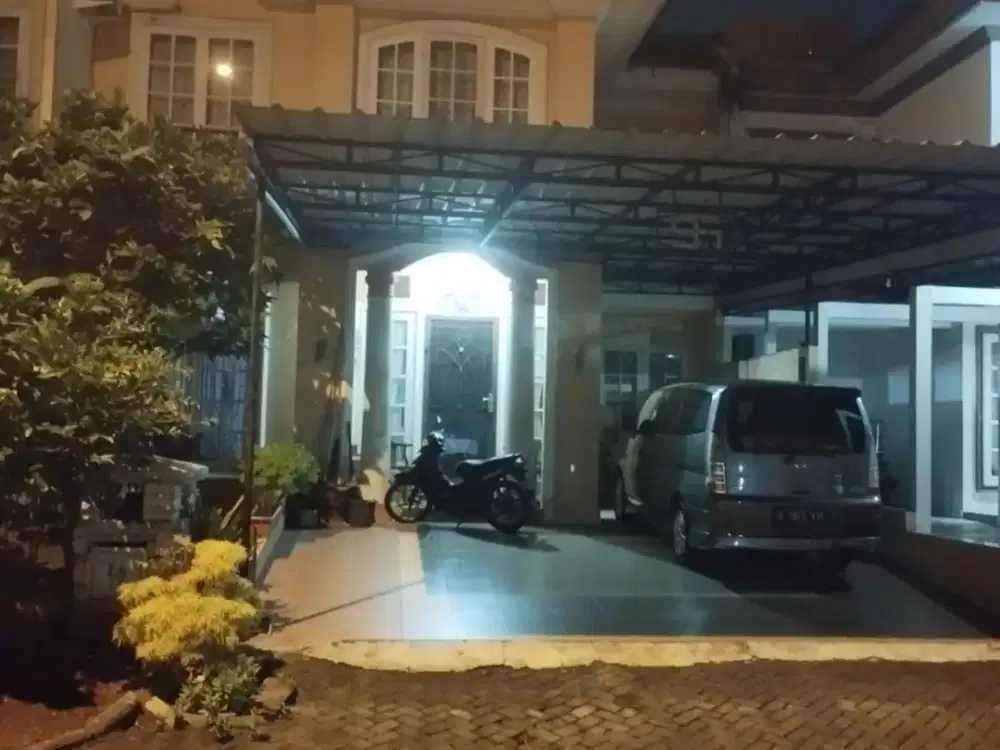 DIJUAL RUMAH  Strategis di Versailles Residence,  BSD Tangerang Selatan