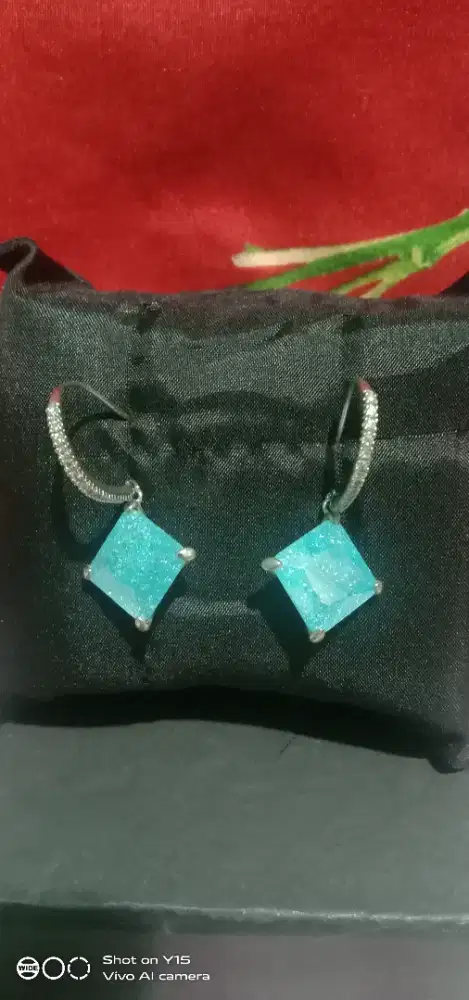 Anting Korea exclusive membuat wanita cantik menawan